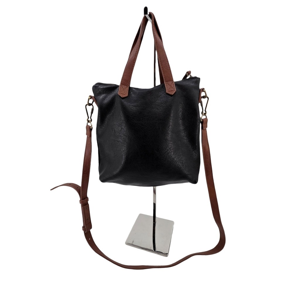 Antik Kraft Black‎ Leather Crossbody Bag